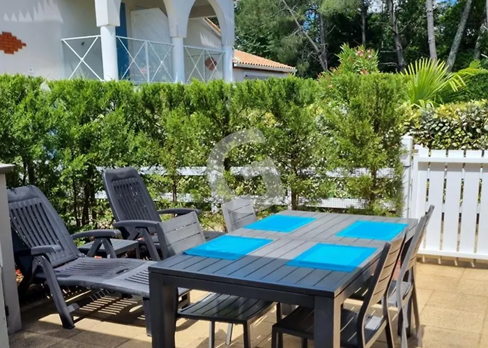 Sur : Pavillon T2, Piscine, Proche - Fr-1-357-241 Διαμέρισμα *